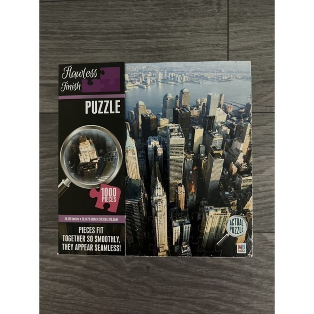 Cardinal 1000 Piece Puzzle Flawless Finish - New York‎ City Skyscraper